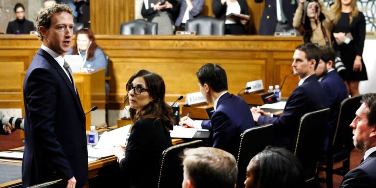 ఆన్లైన్ వేధింపుల వల్ల ప్రభావితమైన కుటుంబాన్ని మార్క్ జుకర్బర్గ్ ఎదుర్కోవలసి వచ్చింది