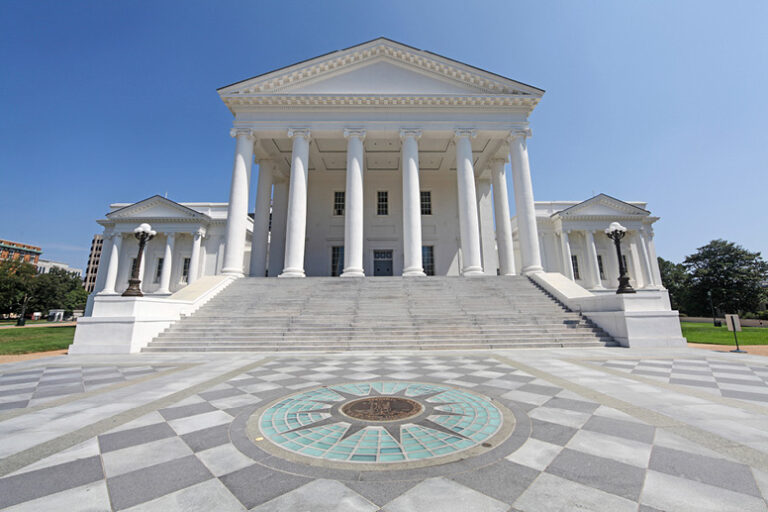 2024లో డెమొక్రాట్లు జనరల్ అసెంబ్లీని నియంత్రించడానికి సిద్ధంగా ఉన్నందున వర్జీనియా రాజకీయాలను ప్రివ్యూ చేయండి