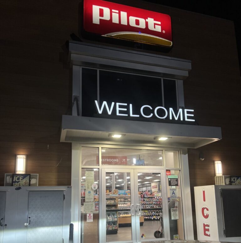 హెస్పెరియాలోని పైలట్ ట్రావెల్ సెంటర్లో బాంబు బెదిరింపు ఖాళీని ప్రేరేపిస్తుంది – విక్టర్ వ్యాలీ న్యూస్