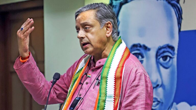 లోక్సభ ఎన్నికలకు ముందు ప్రధాని మోడీ రాజకీయ ఎజెండాను మార్చారు: అయోధ్య రామ మందిర ప్రారంభోత్సవానికి ముందు శశి థరూర్