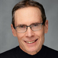 స్కాట్ గిల్లెస్పీ దీర్ఘకాలిక ప్రయాణ విధానం గురించి మాట్లాడుతున్నారు