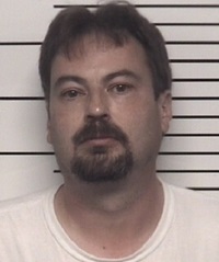 షెరీఫ్: స్టేట్స్విల్లే ట్రావెల్ ఏజెంట్ స్థానిక సీనియర్లను మోసం చేసినట్లు అభియోగాలు మోపారు