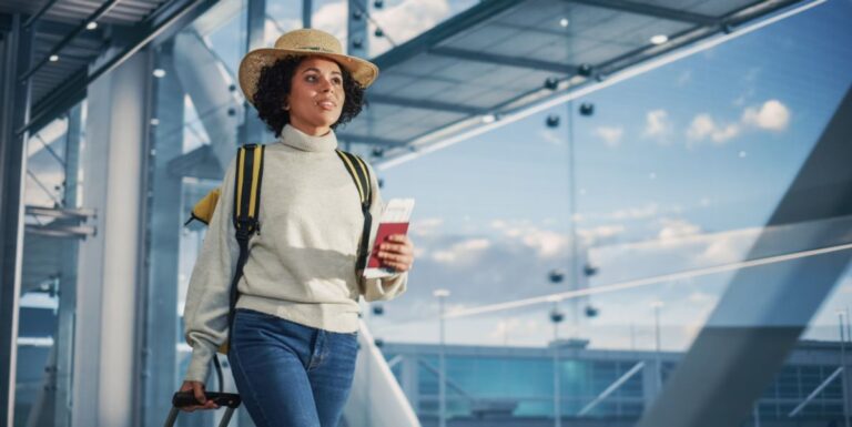 ట్రాన్స్ఫార్మింగ్ ది ట్రావెల్ ఎక్స్పీరియన్స్: ఎ కాంకమిటెంట్ రివల్యూషన్