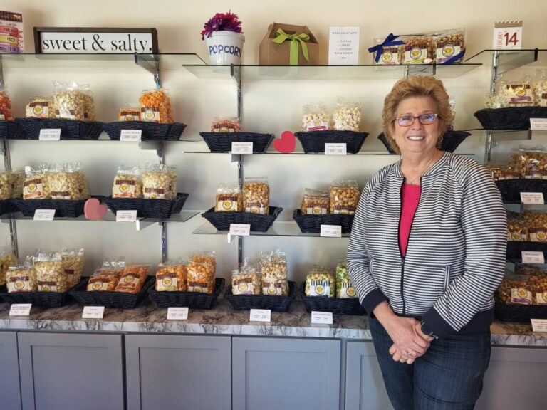 అధునాతనమైనా లేదా సాంప్రదాయమైనా, పాప్కార్న్ ఒక ప్రసిద్ధ అల్పాహారం – మాకోంబ్ డైలీ