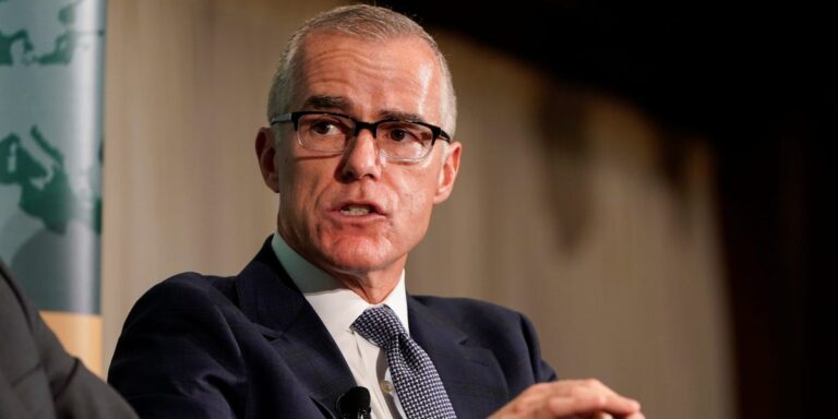 బిడెన్ నివేదిక మరియు క్లింటన్ ఇమెయిల్ కుంభకోణం మధ్య ‘అసహ్యకరమైన సారూప్యతలు’