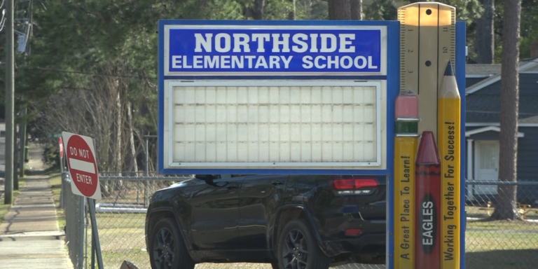 నార్త్సైడ్ ఎలిమెంటరీ స్కూల్ను మూసివేయాలని గ్రేడీ కౌంటీ బోర్డ్ ఆఫ్ ఎడ్యుకేషన్ నిర్ణయించింది