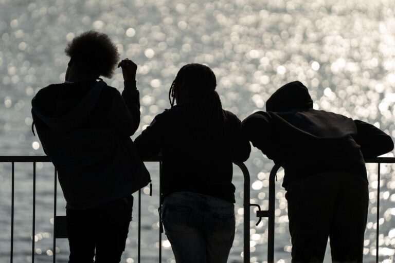 ECC మారిటైమ్ లేక్ ఎరీ తీరం వెంబడి విద్యను మార్చగలదు.