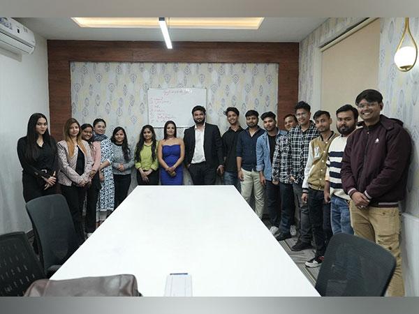 డిజిటల్ స్కోర్ వెబ్ డిజిటల్ మార్కెటింగ్ సేవలలో 7 సంవత్సరాల శ్రేష్ఠతను జరుపుకుంటుంది