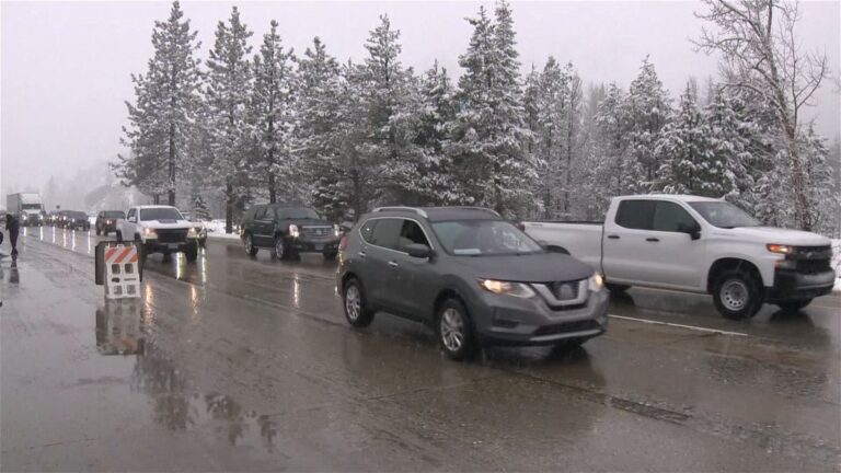 మంచు మరియు వర్షం ఉత్తర కాలిఫోర్నియాను తాకింది, ఇది సియెర్రా నెవాడా ప్రయాణాన్ని ప్రభావితం చేస్తుంది