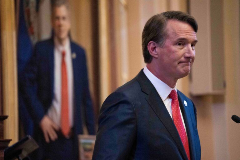 వర్జీనియా గవర్నర్ యంగ్కిన్ రిపబ్లికన్ స్టార్ లాగా పదవీ బాధ్యతలు స్వీకరించారు, అయితే అరేనా వైఫల్యం వారసత్వాన్ని కప్పివేసింది