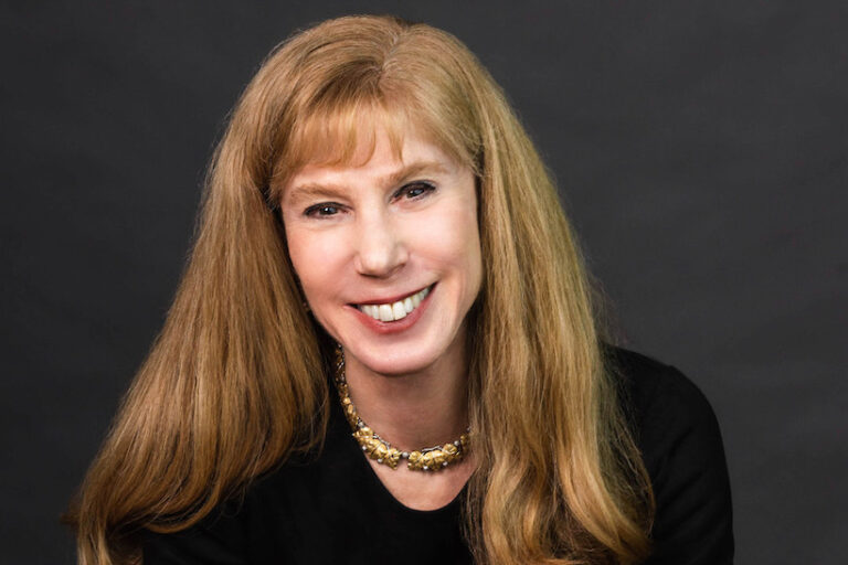 రూడర్ ఫిన్ డిజిటల్ మార్కెటింగ్ ఏజెన్సీ ఫ్లైట్పాత్ను కొనుగోలు చేసింది