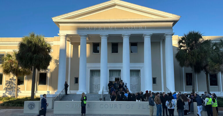 ఫ్లోరిడా సుప్రీం కోర్ట్ ఆరు వారాల అబార్షన్ నిషేధాన్ని సమర్థించింది, అయితే ఓటర్లు అభిప్రాయాలను అంచనా వేస్తారు