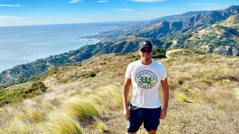 మొత్తం 50 రాష్ట్రాలను కనీసం మూడు సార్లు సందర్శించిన ట్రావెల్ ఇన్ఫ్లుయెన్సర్ ఆమెకు ఇష్టమైన ఐదు ప్రదేశాలను వెల్లడిస్తుంది.