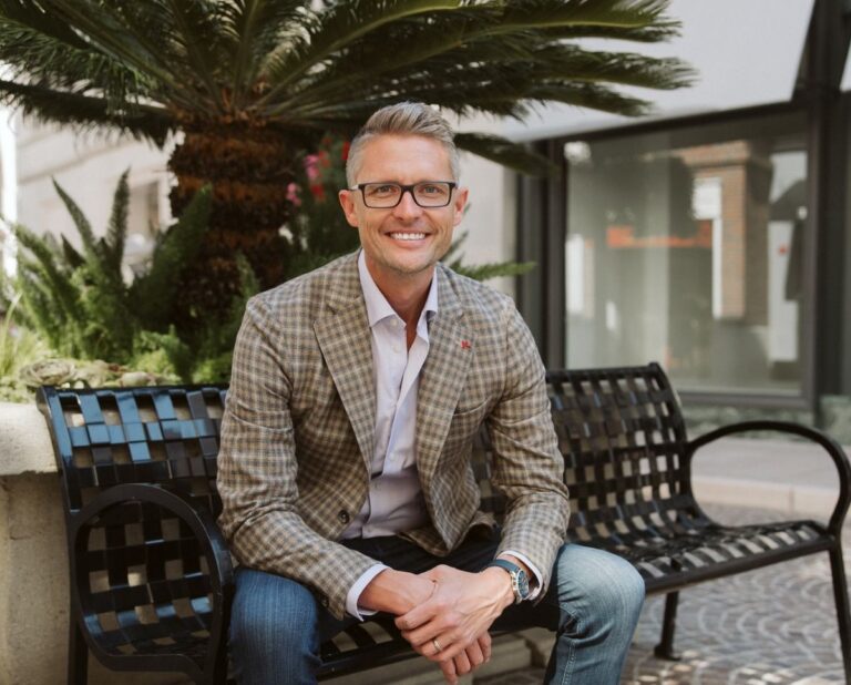 ట్రావెల్ అడ్వైజర్ సక్సెస్ స్టోరీ: ఆడమ్ డక్వర్త్, ట్రావెల్మేషన్